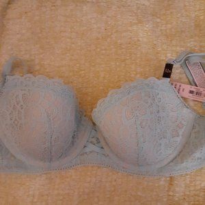 SALE!!!! Brand New Victoria's Secret Bra 32D
